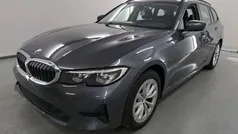 Grijs Gebruikt 2022 BMW 318 Stationwagen | € 26.500 (Eerlijke prijs)
