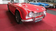 Rood Gebruikt 1963 Triumph TR4 | € 29.950