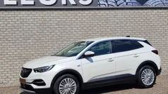 Wit, metallic lak Gebruikt 2018 Opel Grandland X Innovation SUV | € 16.950 (Eerlijke prijs)