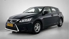 Zwart Gebruikt 2017 Lexus CT200h Hatchback | € 18.950 (Eerlijke prijs)