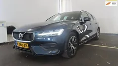 Gebruikt 2022 Volvo V60 Core Stationwagen | € 29.999 (Super prijs)
