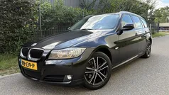 Zwart Gebruikt 2011 BMW 318 Stationwagen | € 7.399 (Eerlijke prijs)