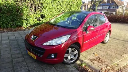 Occasion 2011 Peugeot 207 Hatchback | € 1.850 (Super prijs)