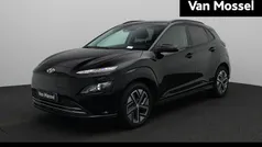 Zwart Gebruikt 2023 Hyundai Kona SUV | € 20.900 (Goede deal)