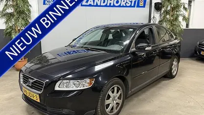 Zwart Gebruikt 2009 Volvo S40 Kinetic Sedan | € 4.995 (Eerlijke prijs)