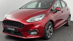 Rood Gebruikt 2019 Ford Fiesta ST-Line Hatchback | € 15.220 (Eerlijke prijs)
