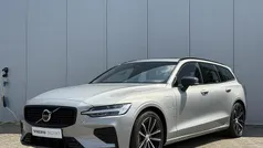 Gebruikt 2024 Volvo V60 Plus Stationwagen | € 45.750 (Eerlijke prijs)