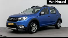 Blauw Gebruikt 2019 Dacia Sandero Stepway Hatchback | € 10.440 (Eerlijke prijs)