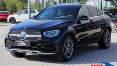 Zwart Gebruikt 2022 Mercedes GLC300 Business Coupé | € 51.750 (Eerlijke prijs)
