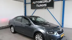 Gebruikt 2016 Skoda Octavia Business Line Hatchback | € 11.900 (Eerlijke prijs)
