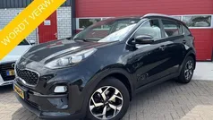 Zwart, metallic lak Gebruikt 2020 Kia Sportage SUV | € 18.888 (Eerlijke prijs)