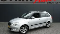 Grijs, metallic lak Gebruikt 2014 Skoda Fabia Drive Stationwagen | € 3.989 (Goede deal)