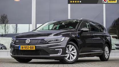 Occasion VW Passat Highline 2021 Grijs Stationwagen