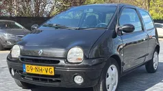 Zwart Gebruikt 2003 Renault Twingo Hatchback | € 995 (Eerlijke prijs)