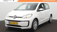 Wit Gebruikt 2018 VW up! move up! Hatchback | € 8.900 (Eerlijke prijs)