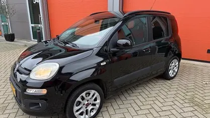 Occasion 2013 Fiat Panda Lounge Hatchback | € 3.450 (Super prijs)