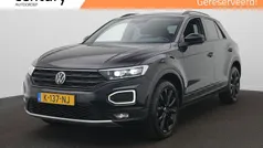 Zwart Gebruikt 2021 VW T-Roc Sport SUV | € 25.795 (Eerlijke prijs)