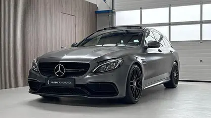 Grijs Occasion 2017 Mercedes S63 AMG AMG Stationwagen | € 37.990 (Eerlijke prijs)