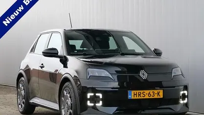 Gebruikt 2025 Renault R5 Evolution Hatchback | € 24.450 (Super prijs)