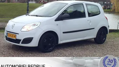 Wit Gebruikt 2010 Renault Twingo Authentique Hatchback | € 1.999 (Eerlijke prijs)