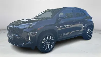 Zwart Occasion 2024 Toyota Yaris Cross Edition SUV | € 29.949 (Eerlijke prijs)