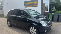 Gebruikt 2004 Opel Meriva Essentia MPV | € 1.499 (Eerlijke prijs)