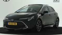 Zwart metallic Gebruikt 2021 Toyota Corolla Executive Hatchback | € 23.250 (Eerlijke prijs)
