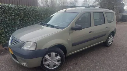 Gebruikt 2007 Dacia Logan MCV Lauréate MPV | € 2.490 (Eerlijke prijs)