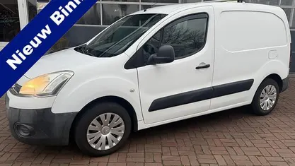 Gebruikt 2013 Citroën Berlingo MPV | € 4.950 (Eerlijke prijs)
