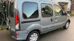 Grijs, metallic lak Gebruikt 1998 Renault Kangoo MPV | € 2.350 (Eerlijke prijs)