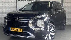 Gebruikt 2025 Mitsubishi Outlander P-HEV Instyle SUV | € 60.990 (Eerlijke prijs)