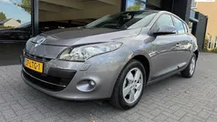 Gebruikt 2010 Renault Mégane III Dynamique Hatchback | € 3.750 (Super prijs)