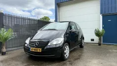Zwart Gebruikt 2010 Mercedes A160 Edition MPV | € 4.750 (Eerlijke prijs)