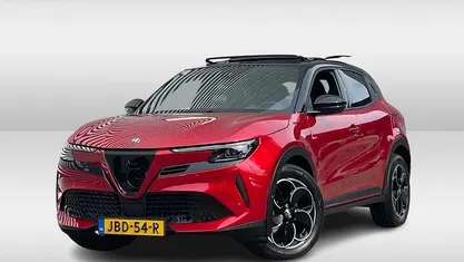 Gebruikt 2025 Alfa Romeo Junior Edizione Speciale SUV | € 33.925 (Eerlijke prijs)