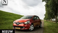 Gebruikt 2015 Renault Clio IV Dynamique Hatchback | € 4.940 (Eerlijke prijs)
