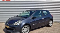 Gebruikt 2006 Renault Clio II Initiale Hatchback | € 1.648 (Eerlijke prijs)