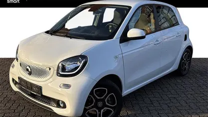 Wit Gebruikt 2018 Smart ForFour Electric Drive Hatchback | € 8.650 (Eerlijke prijs)