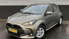 Gebruikt 2024 Toyota Yaris Hybrid Active Hatchback | € 23.399 (Eerlijke prijs)
