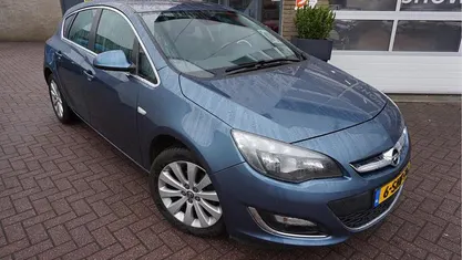 Occasion 2013 Opel Astra Cosmo Hatchback | € 7.285 (Goede deal)