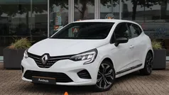 Wit Gebruikt 2021 Renault Clio V Bose Edition Hatchback | € 12.900 (Eerlijke prijs)