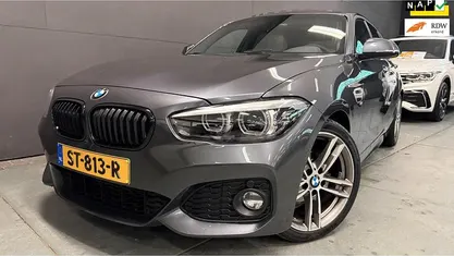 Grijs Occasion 2018 BMW 118 M Sport Hatchback | € 18.950 (Eerlijke prijs)