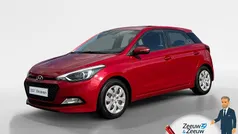 Rood Gebruikt 2016 Hyundai i20 Hatchback | € 9.440 (Eerlijke prijs)