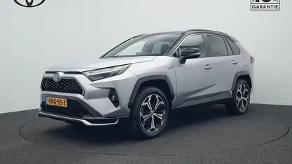Grijs Occasion 2022 Toyota RAV4 Hybrid Plus SUV | € 38.345 (Goede deal)