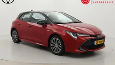 Rood Gebruikt 2019 Toyota Corolla Style Hatchback | € 21.999 (Eerlijke prijs)