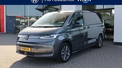 Grijs Gebruikt 2023 VW Multivan Style Van | € 54.950 (Goede deal)