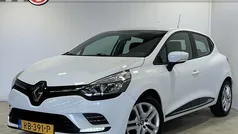Wit Gebruikt 2017 Renault Clio IV Zen Hatchback | € 9.640 (Eerlijke prijs)