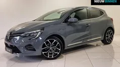 Grijs Gebruikt 2021 Renault Clio V Intens Hatchback | € 13.740 (Eerlijke prijs)
