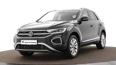 Gebruikt 2025 VW T-Roc Style SUV | € 34.940 (Eerlijke prijs)