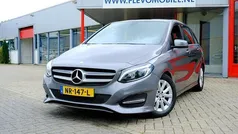 Grijs Gebruikt 2017 Mercedes B180 Business MPV | € 14.450 (Goede deal)