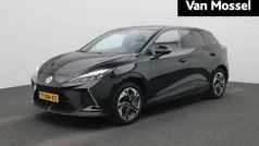 Zwart Gebruikt 2023 MG MG4 EV Luxury Hatchback | € 23.995 (Eerlijke prijs)
